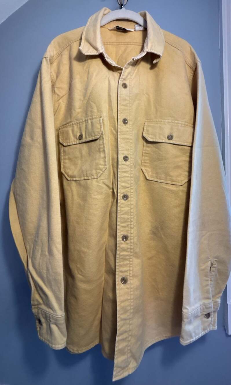 VINTAGE Woolrich Chamois Cloth Shirt Size XL-Long Yellow Cotton Long Sleeve